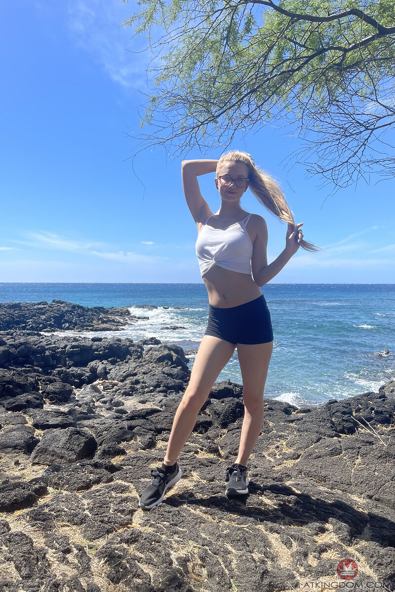 Надежда, 24 года, 2 размер груди